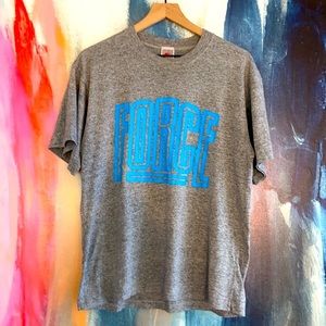 🔥VINTAGE🔥NIKE FORCE Single Stitch T-shirt.